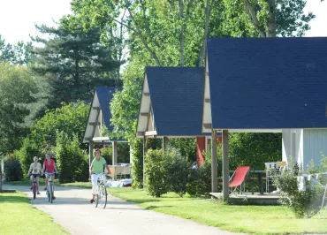 Réparation vélo au camping des rivières