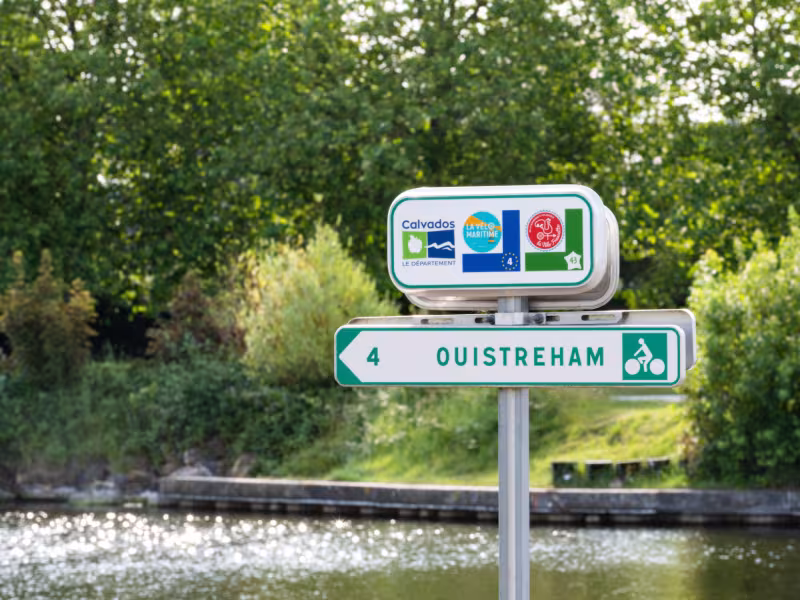 Balisage de La Vélo Francette - Panneau de signalisation