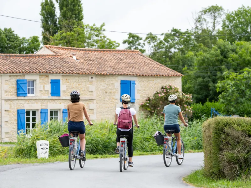 Bazoin, La Vélo Francette
