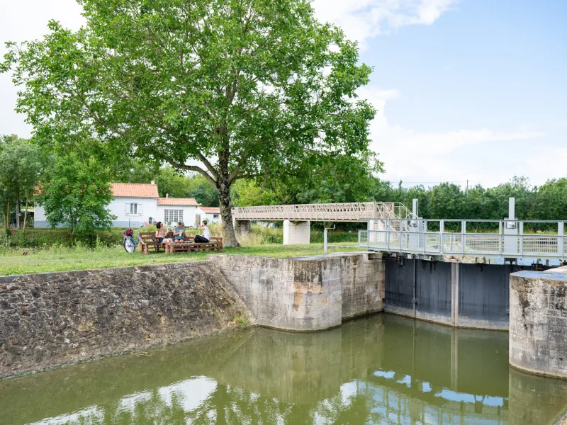 Pique-nique à Bazoin