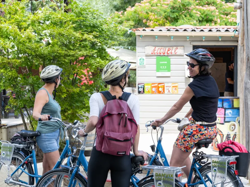 Pause à Vix sur La Vélo Francette
