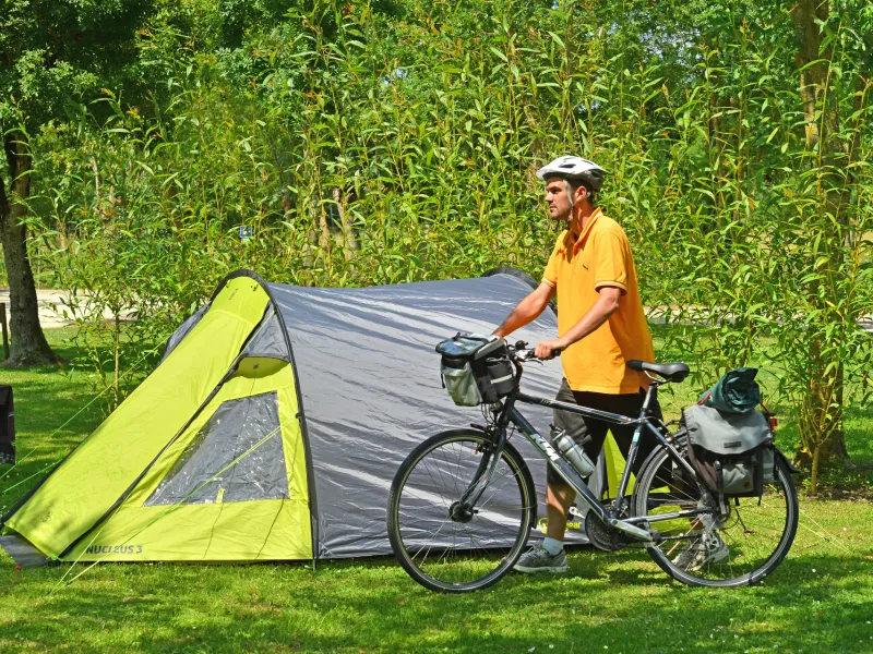 Camping de la Venise Verte - Tente & vélo
