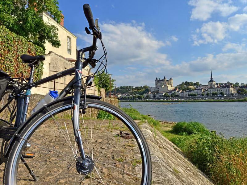 Vélo en bord de Loire à Saumur