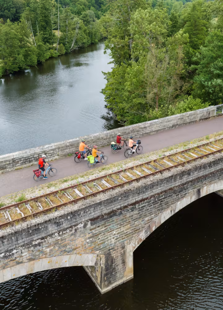 Pont sur la voie verte de Caen à Thury-Harcourt