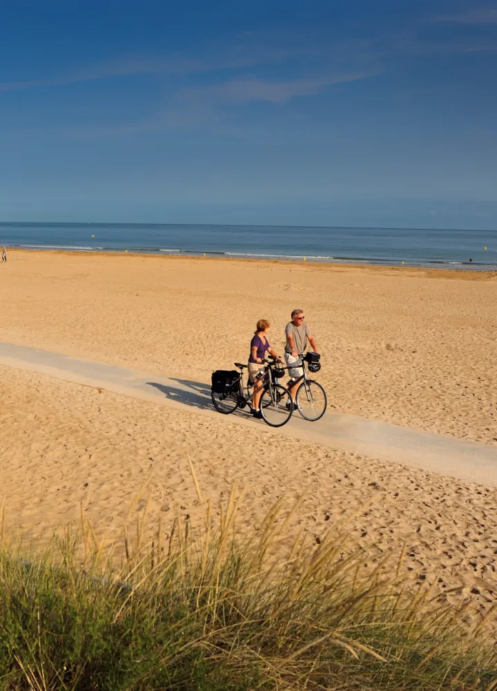 Pages et cabines de plages à Ouistreham
