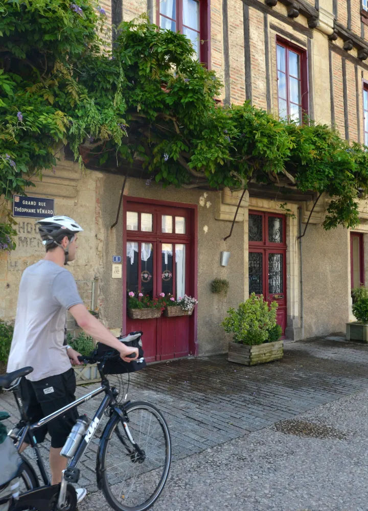 St-Loup-sur-Thouet à vélo