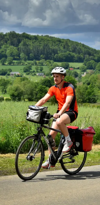 La Vélo Francette par les petites routes au milieu des champs