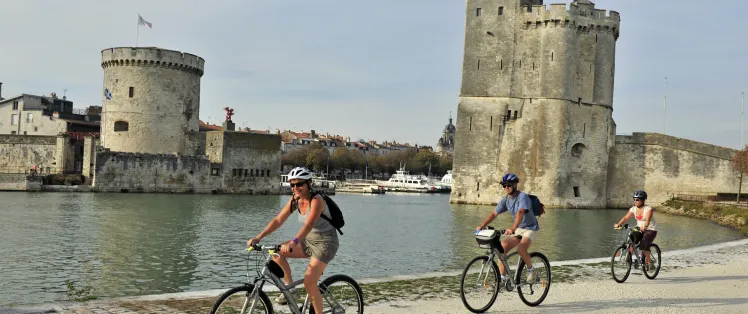 Les portes vers l'Atlantique : les Tours de la Rochelle
