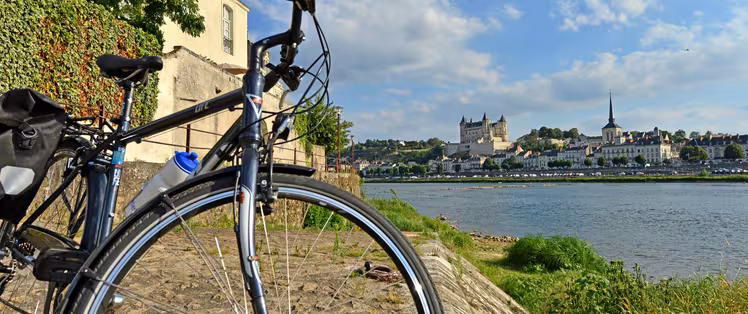 Vélo en bord de Loire à Saumur