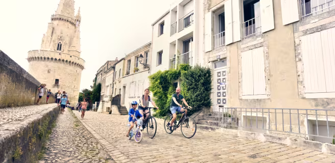 À Vélo dans le centre-ville de La Rochelle