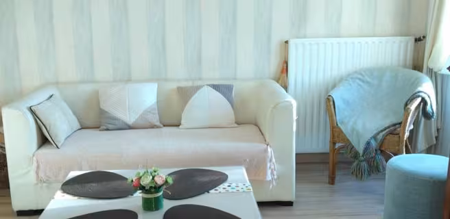 House 4 people - La Maison de la grenouille
