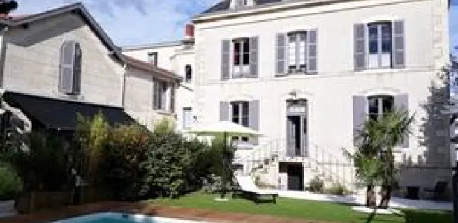 Maison "La Porte Rouge" - Le Donjon