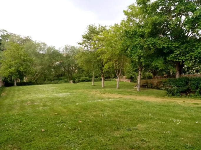 Aire Naturelle de Camping - Saint Généroux photo 3