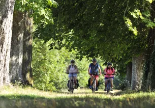 Menil (53) © Pascal BELTRAMI – LA VELO FRANCETTE®